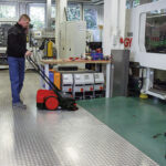 Bissell 31 in. Battery Powered Push Sweeper (#BG-677) - Image 3